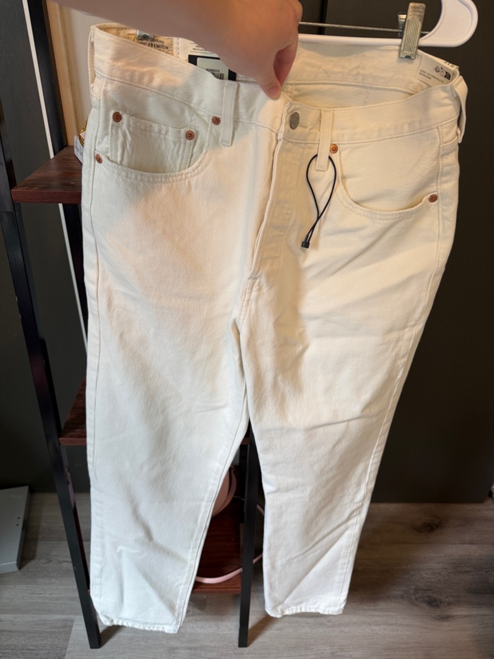 Levi's Off-White 501 Cropped Jeans